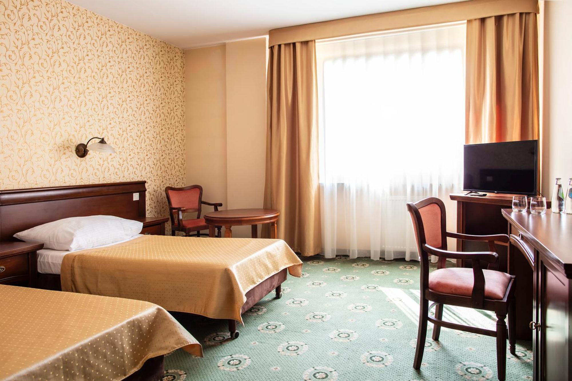 Hotel Arkadia Royal Warsawa Bagian luar foto